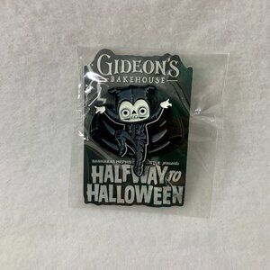 Gideon's Bakehouse Barnabas Pin Halfway To Halloween 2024 Black & White LE Glow